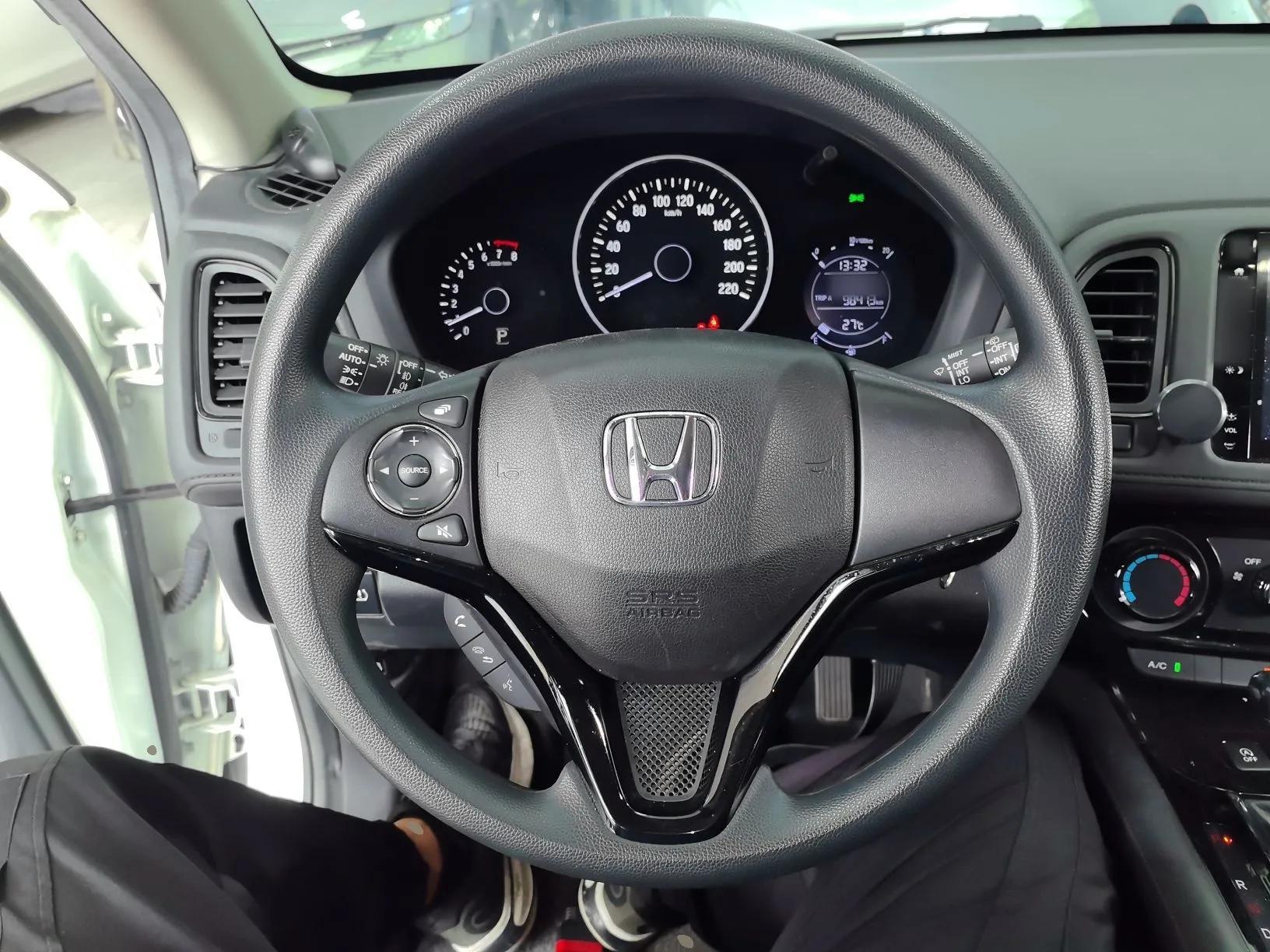 Honda Vezel 2020 1.5L CVT Pioneer Edition — миниатюра 13
