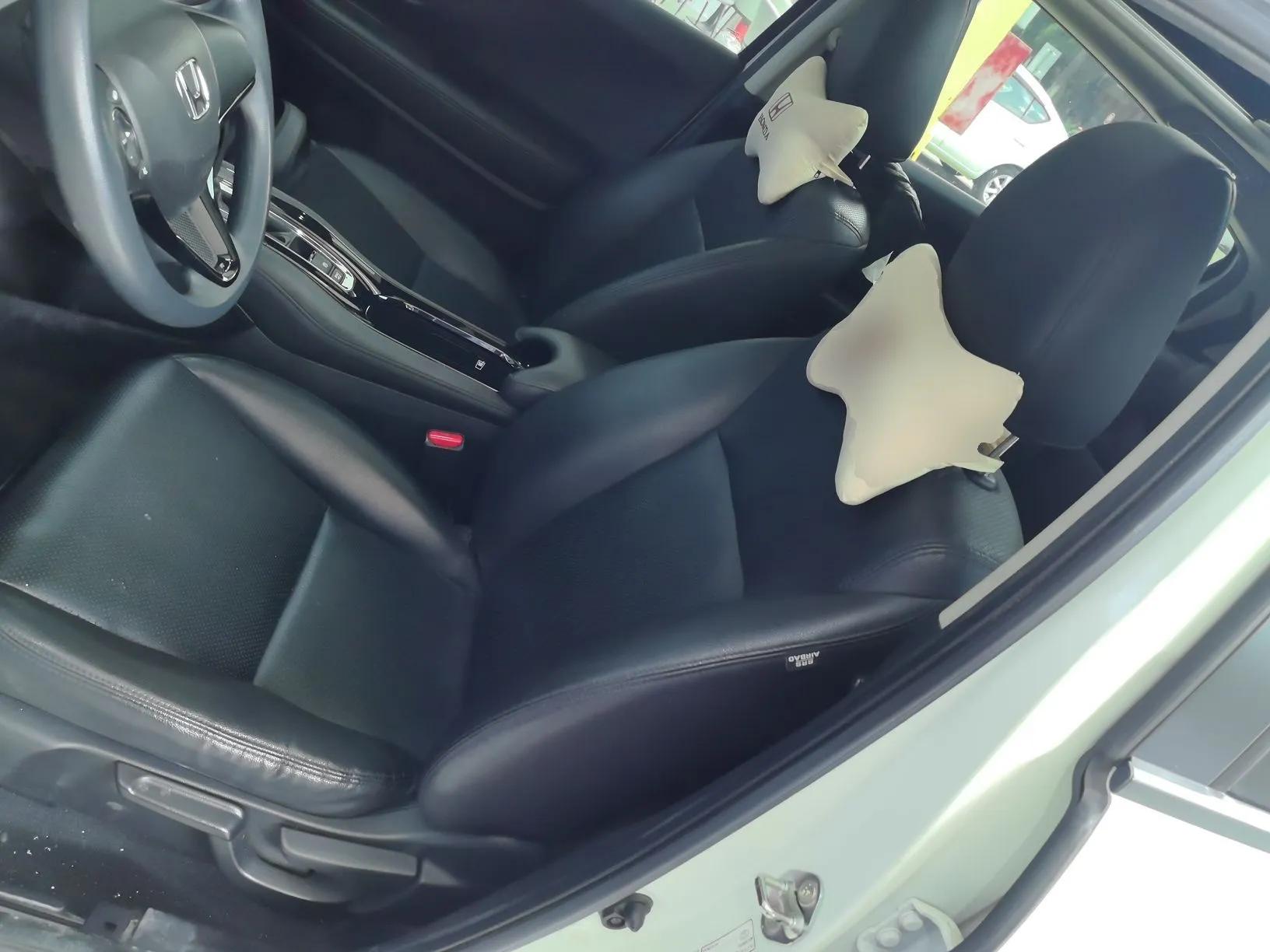 Honda Vezel 2020 1.5L CVT Pioneer Edition — миниатюра 18