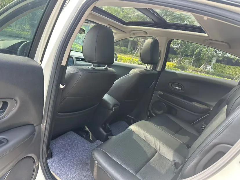 Honda Vezel 2020 1.5L CVT Pioneer Edition — миниатюра 22