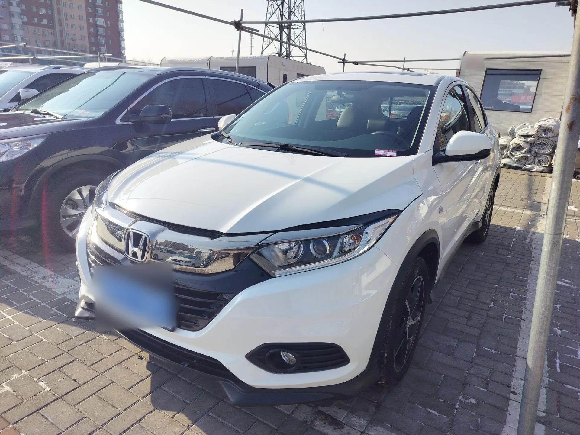 Honda Vezel 2020 1.5L CVT Pioneer Edition — миниатюра 1