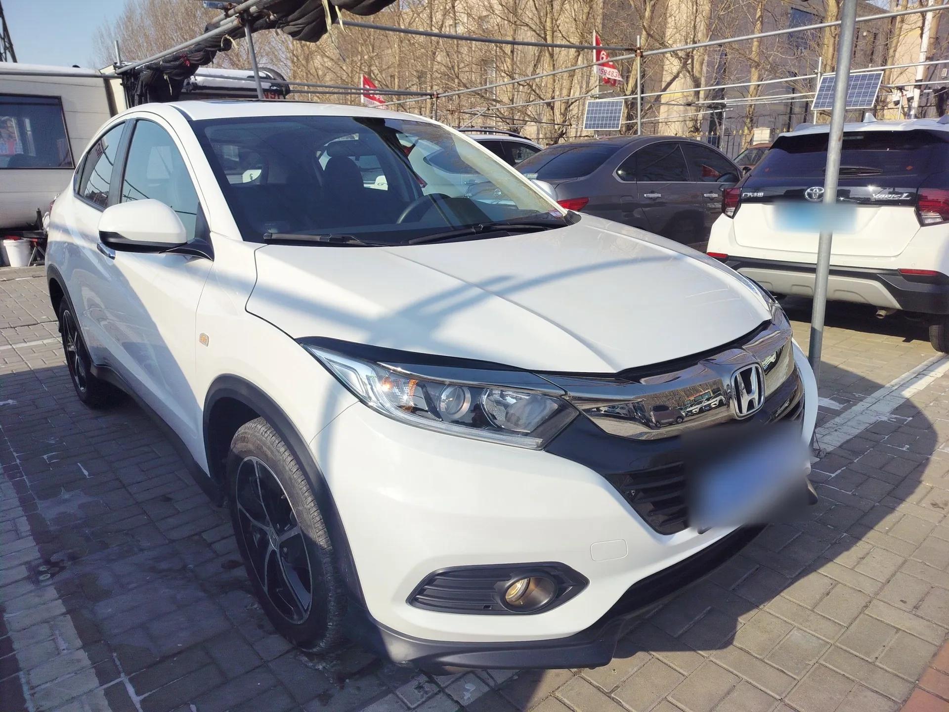 Honda Vezel 2020 1.5L CVT Pioneer Edition — миниатюра 4