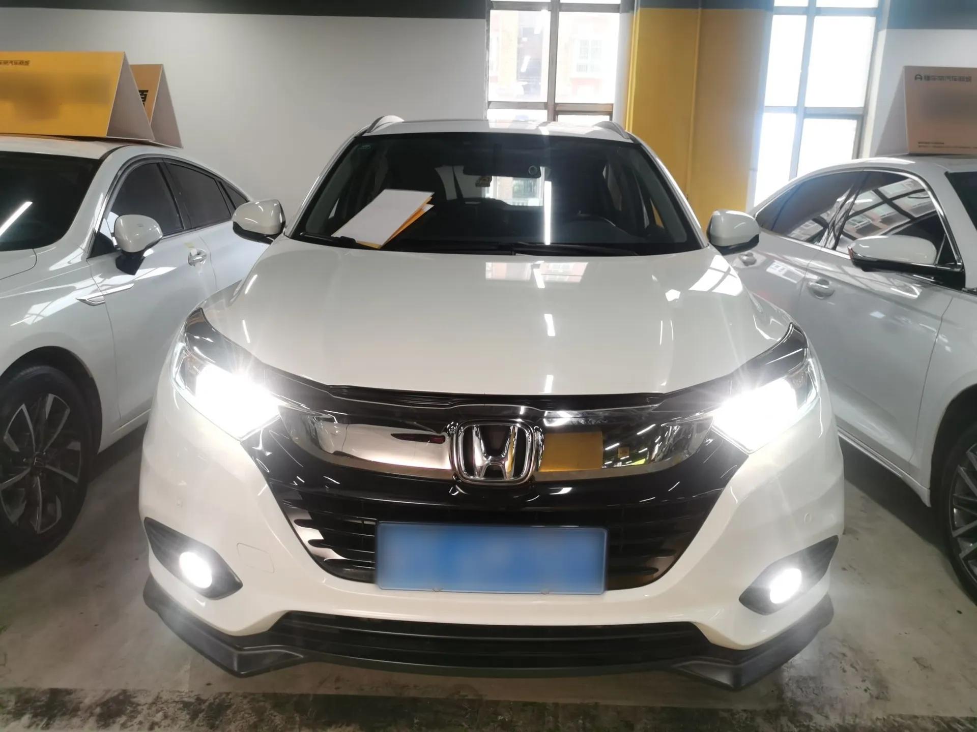 Honda Vezel 2020 1.5L CVT Pioneer Edition — миниатюра 2