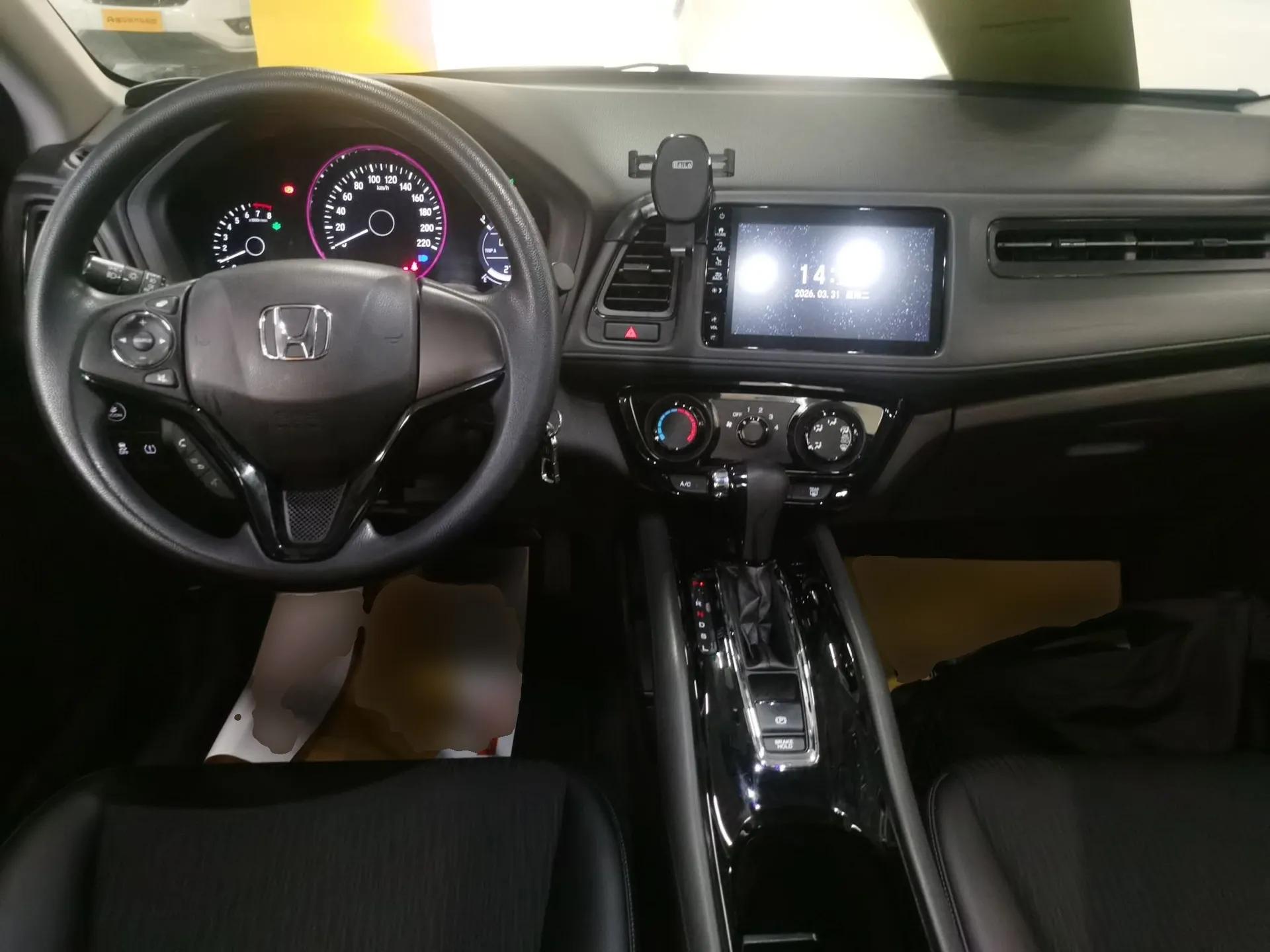 Honda Vezel 2020 1.5L CVT Pioneer Edition — миниатюра 13