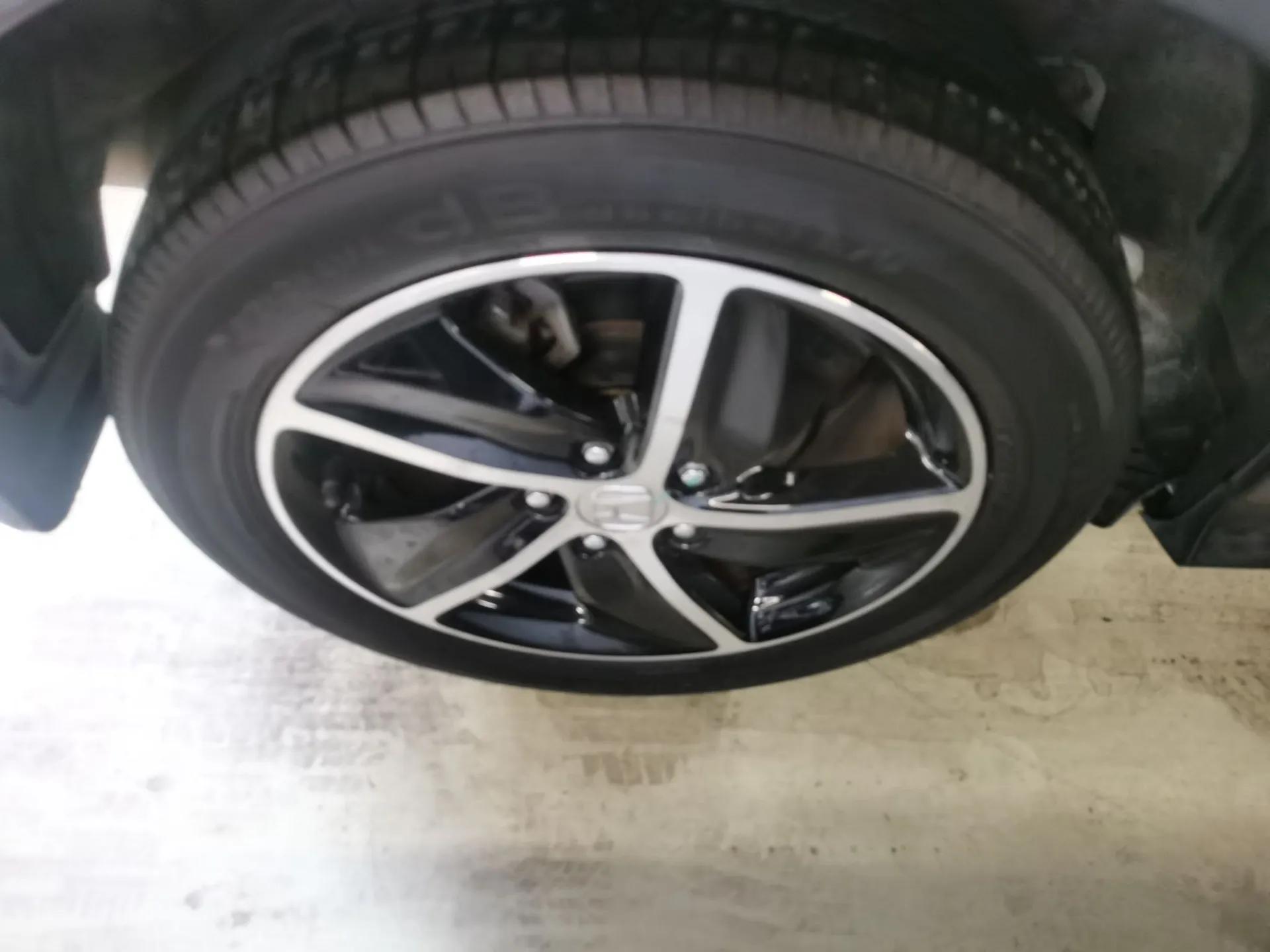 Honda Vezel 2020 1.5L CVT Pioneer Edition — миниатюра 10