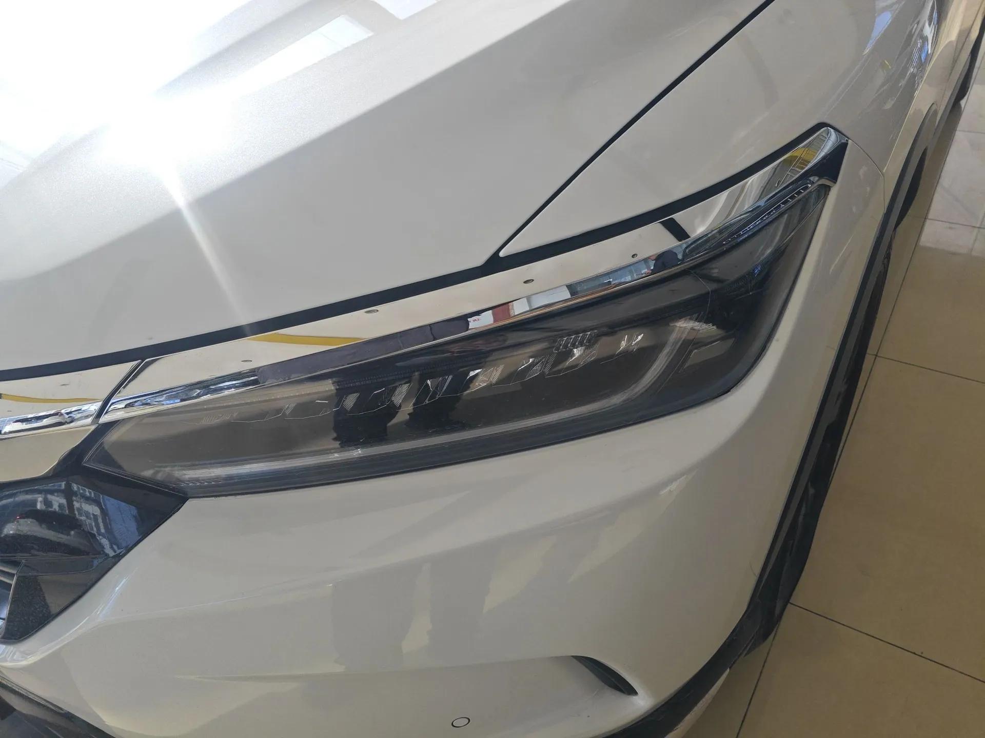 Honda Breeze 2021 240TURBO CVT Front-Wheel Drive Elite Edition — миниатюра 5