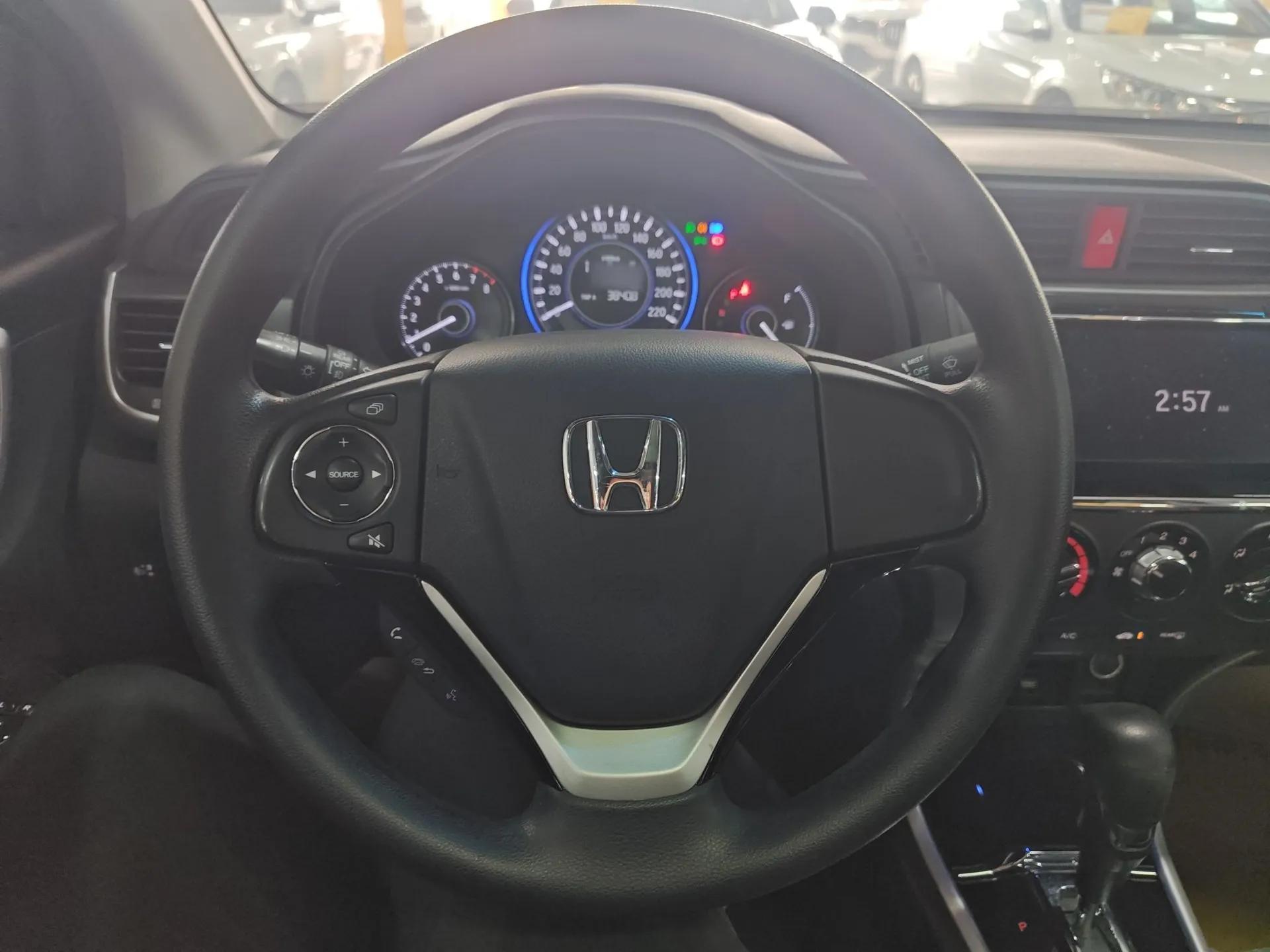 Honda Crider 2016 1.8L CVT Luxury Edition — миниатюра 14