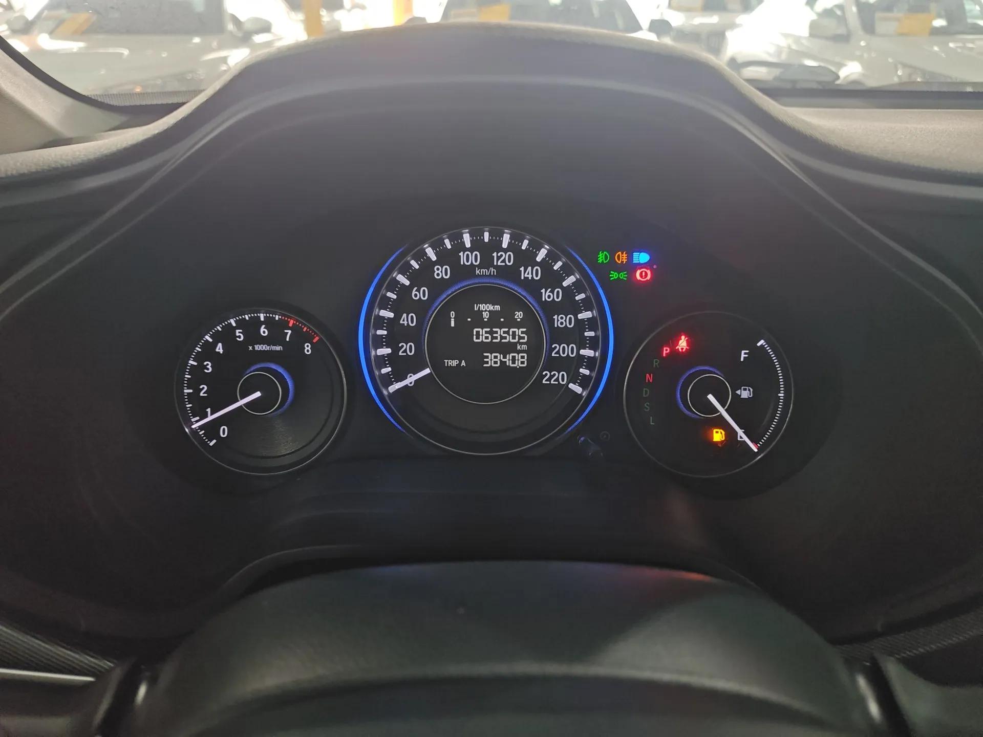 Honda Crider 2016 1.8L CVT Luxury Edition — миниатюра 15