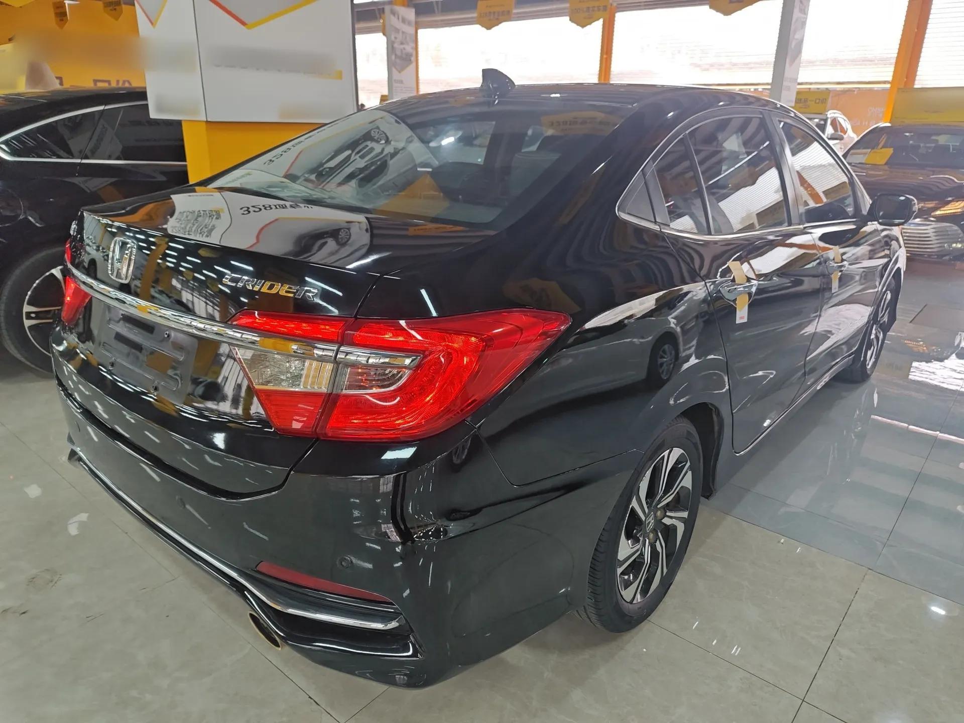 Honda Crider 2016 1.8L CVT Luxury Edition — миниатюра 6