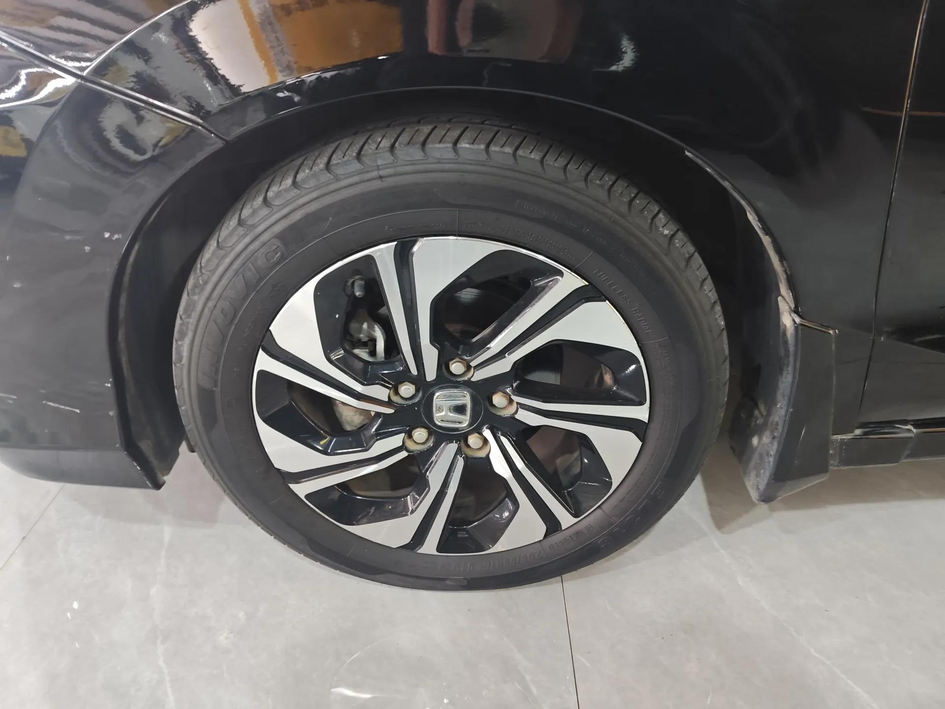 Honda Crider 2016 1.8L CVT Luxury Edition — миниатюра 8