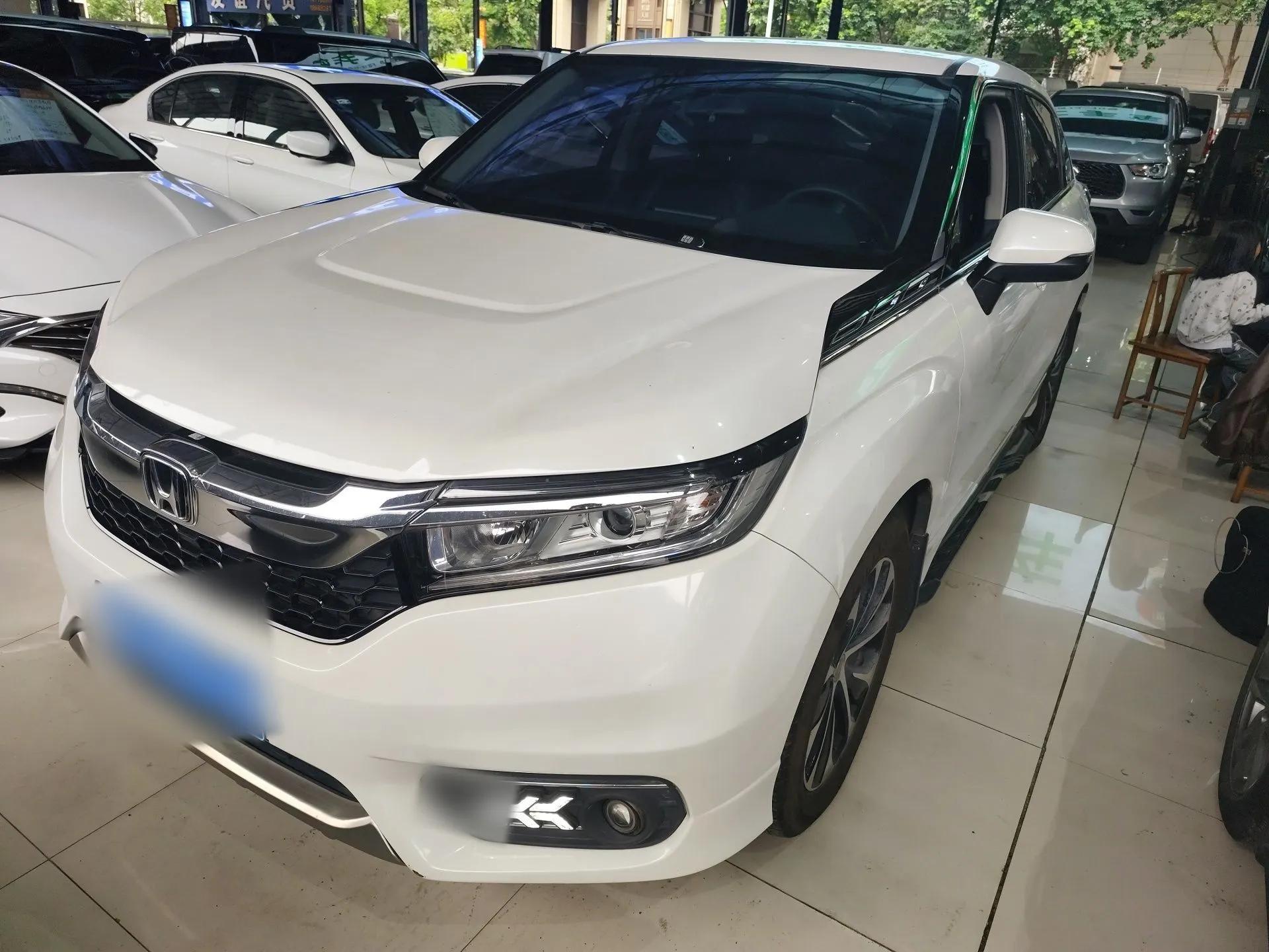 Honda Avancier 2019 240TURBO Two-Wheel Drive Elite Edition — миниатюра 1