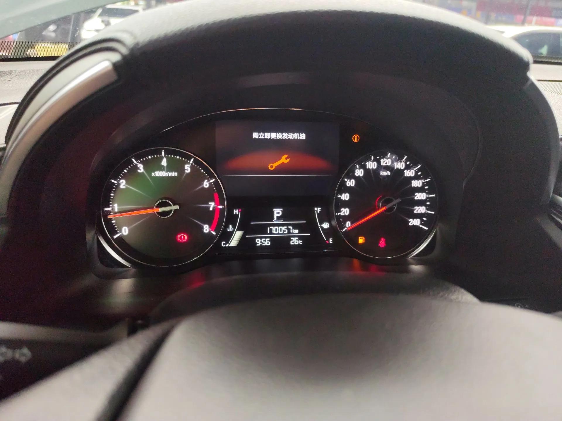 Honda Avancier 2019 240TURBO Two-Wheel Drive Elite Edition — миниатюра 14