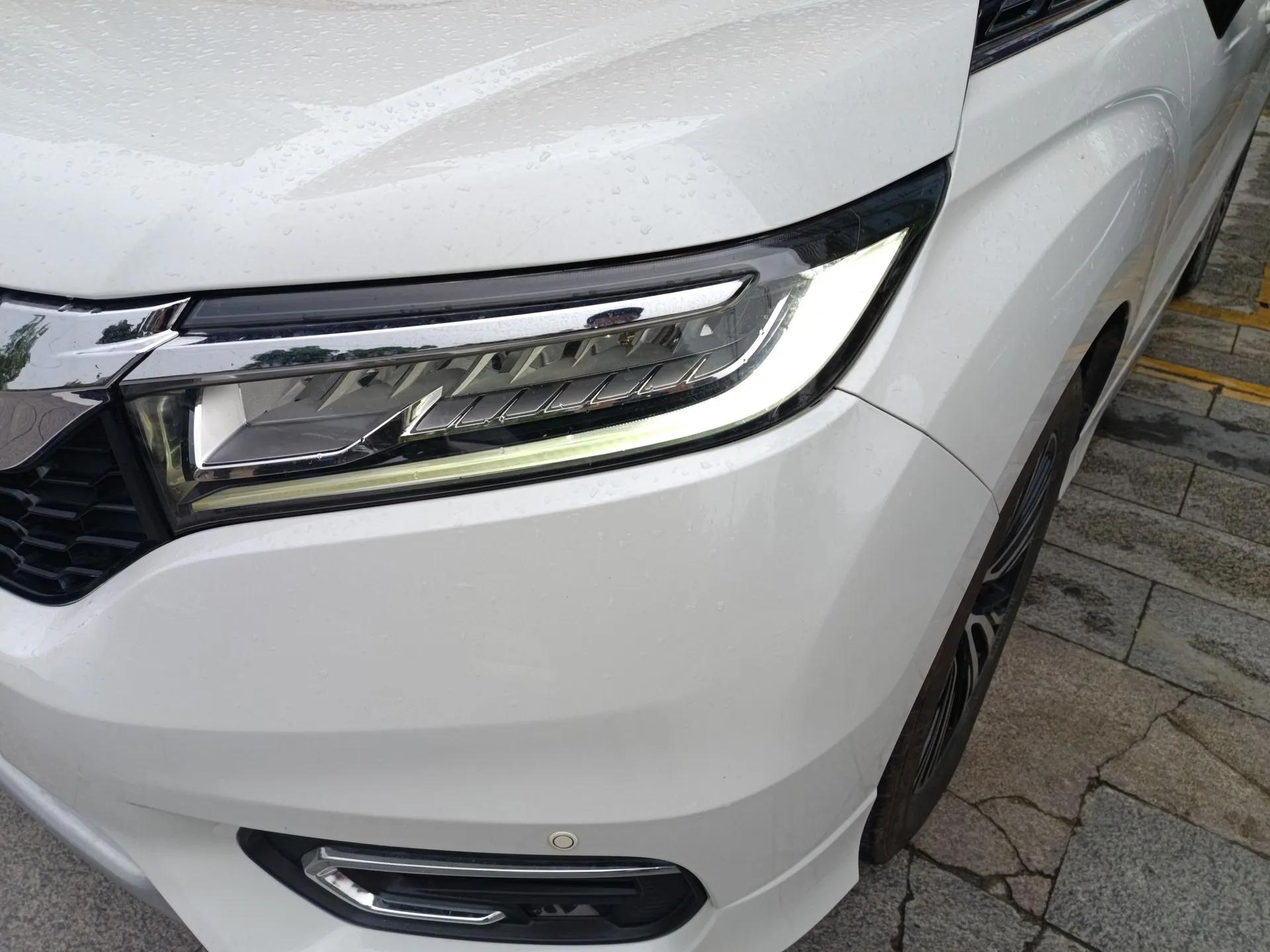 Honda Avancier 2017 370TURBO 2WD Luxury Edition — миниатюра 5