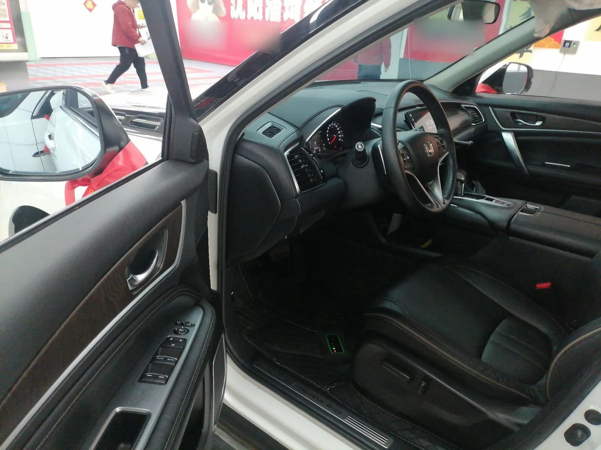 Honda Avancier 2020 240TURBO Front-Wheel Drive Smart Edition — миниатюра 18