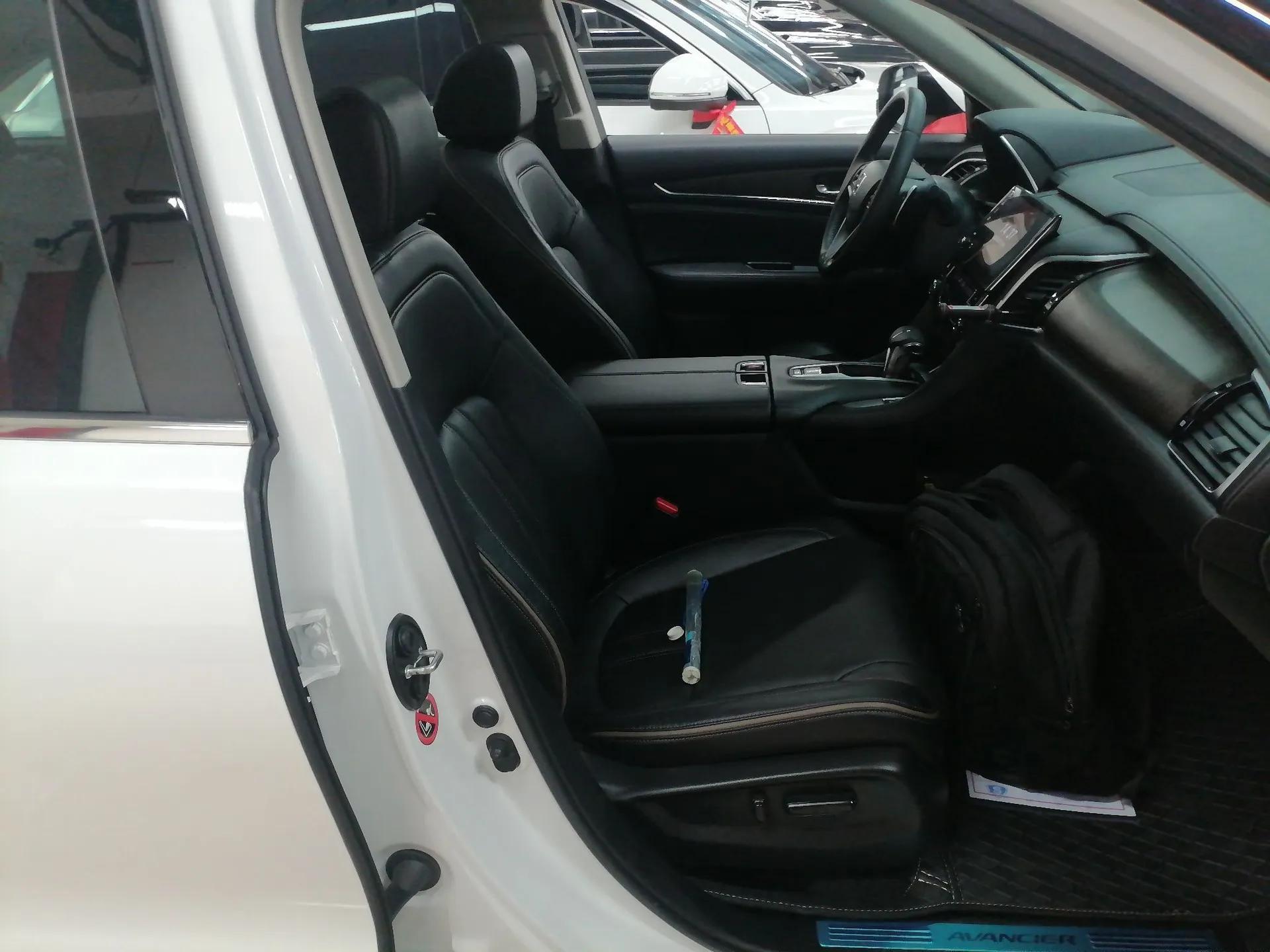 Honda Avancier 2020 240TURBO Front-Wheel Drive Smart Edition — миниатюра 23