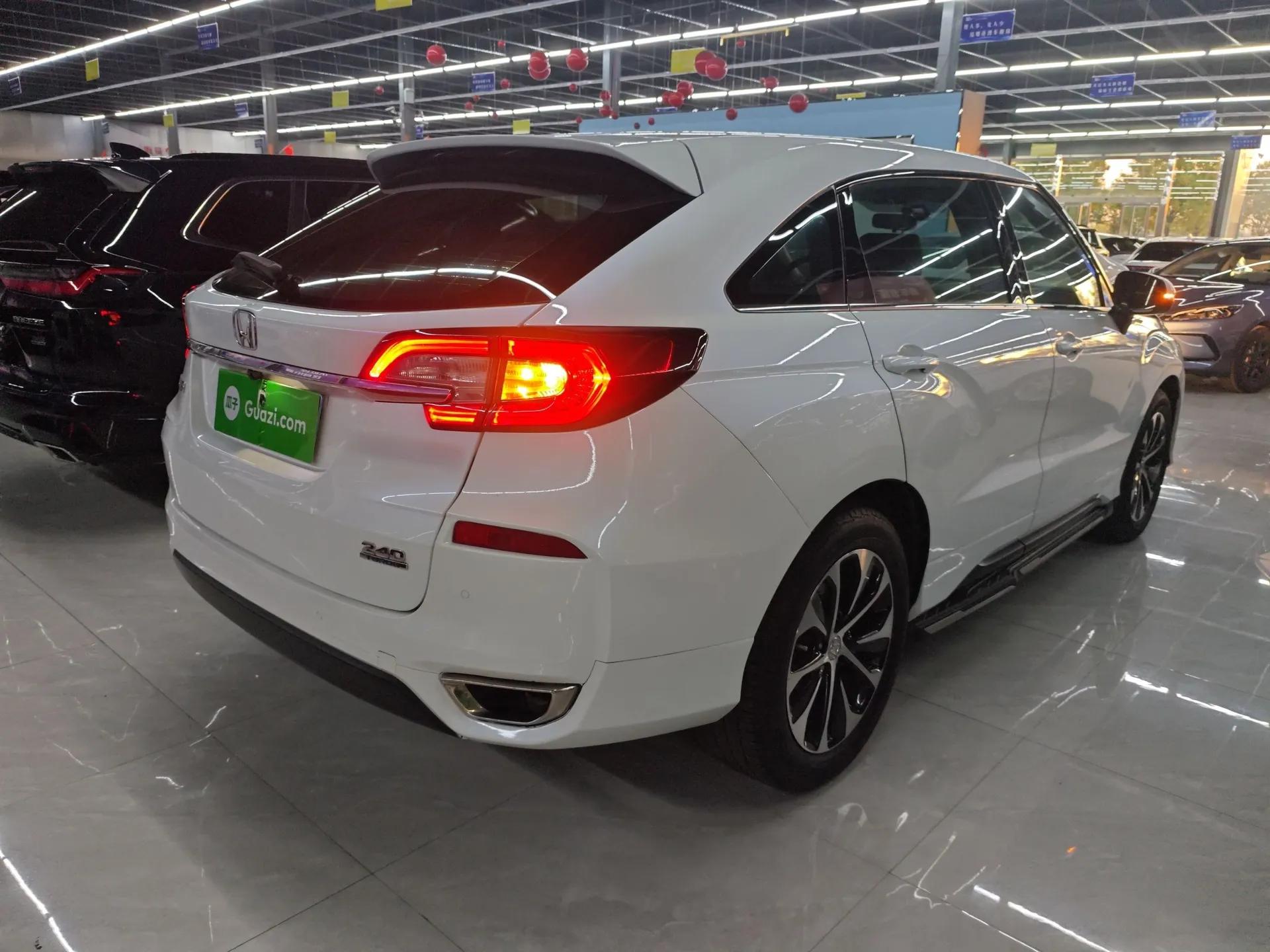 Honda Avancier 2017 240TURBO Two-Wheel Drive Elite Edition — миниатюра 5