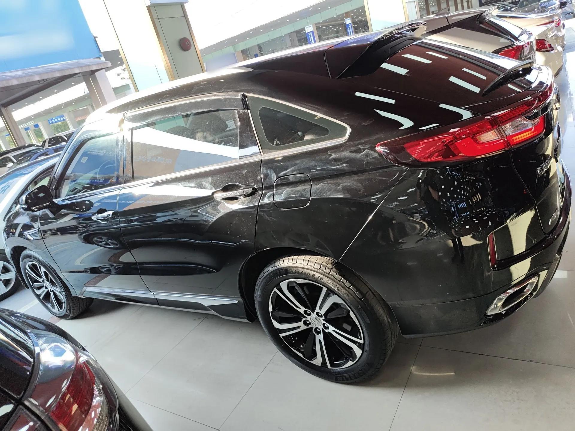 Honda UR-V 2017 370TURBO Four-Wheel Drive Prestige Edition China V — миниатюра 3