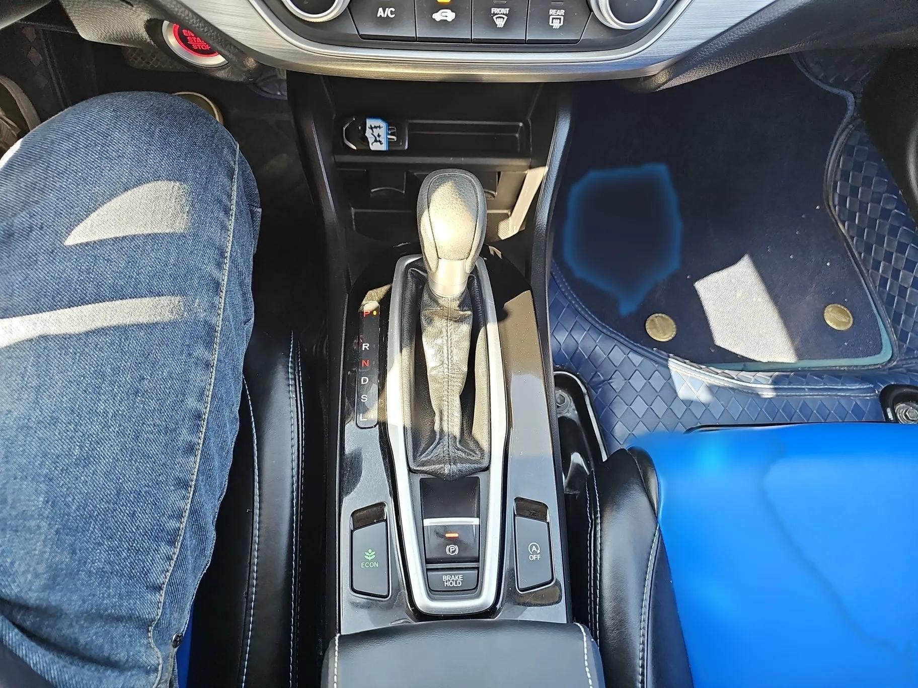 Honda Envix 2019 180TURBO CVT Enjoyment Version China VI — миниатюра 16
