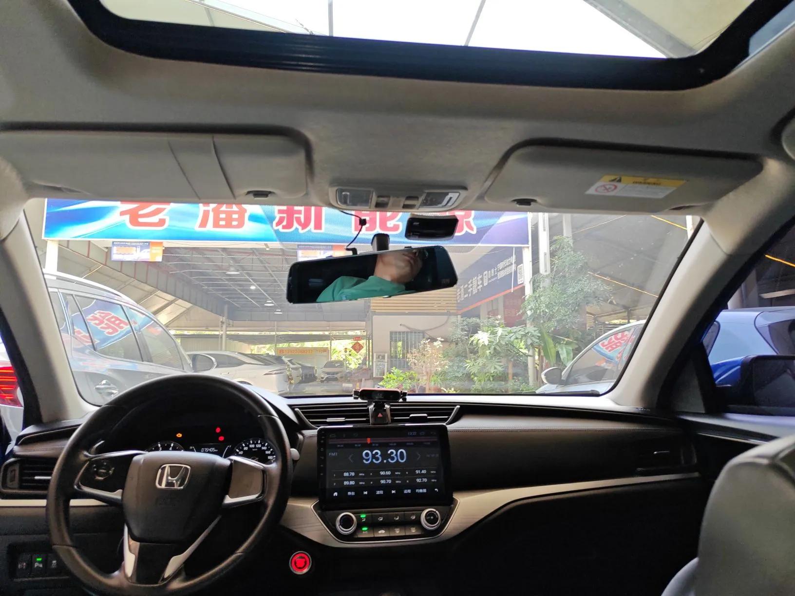 Honda Envix 2019 180TURBO CVT Enjoyment Edition China V — миниатюра 20