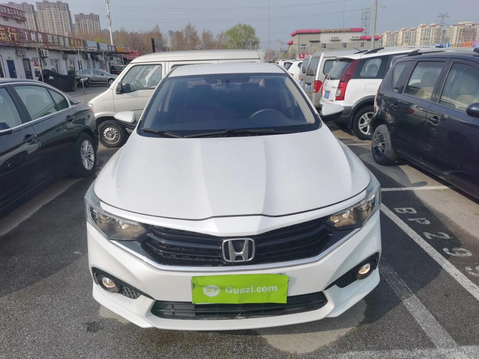 Honda Envix 2019 180TURBO CVT Enjoyment Version China V — миниатюра 2