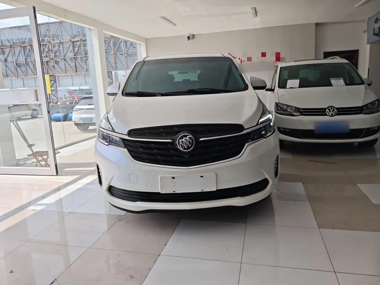 Buick GL8 2021 Land Cruiser Executive 652T Premium Model — миниатюра 2