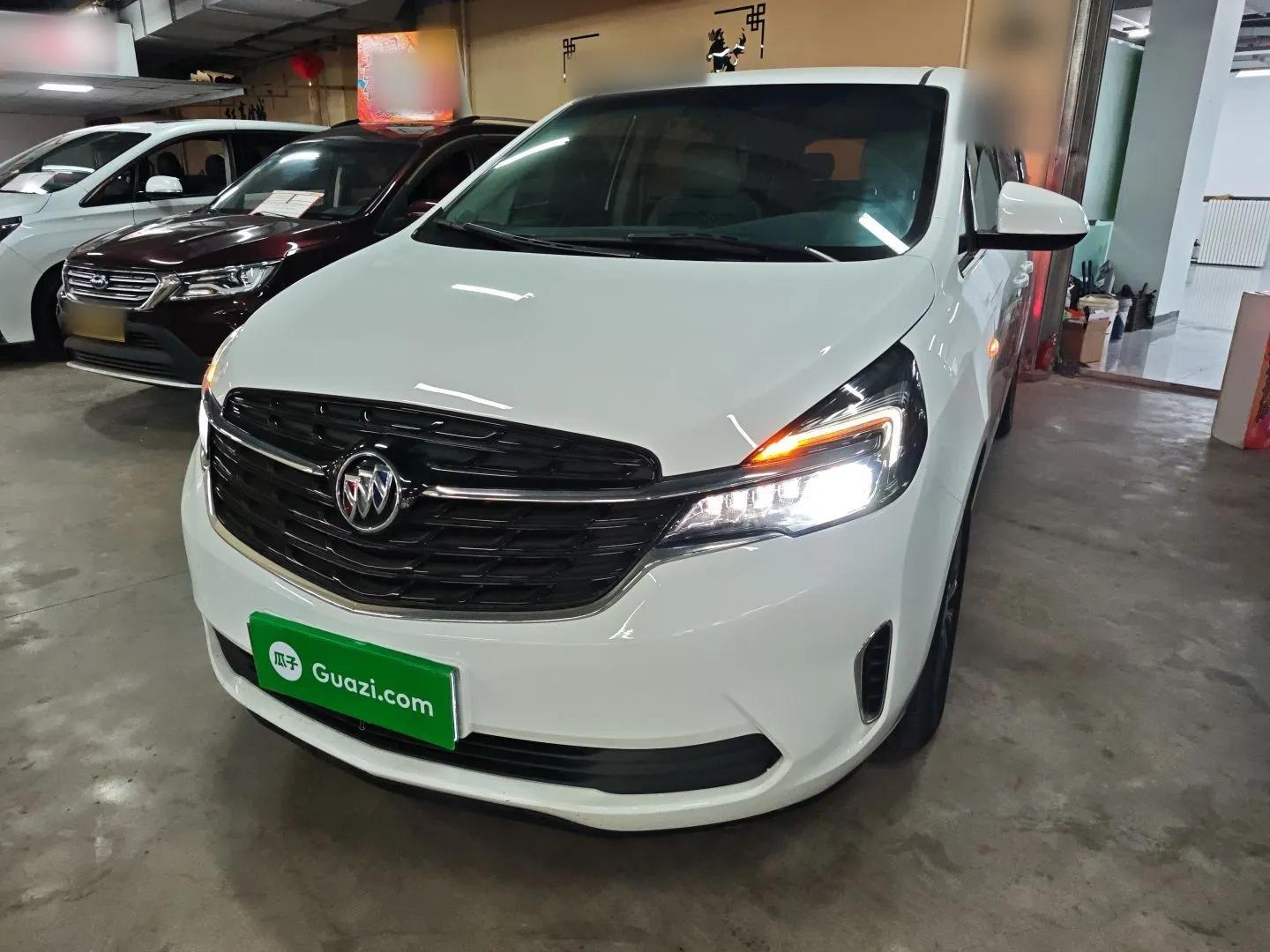 Buick GL8 2022 Land Cruiser Executive Class 652T Comfort Model — миниатюра 1