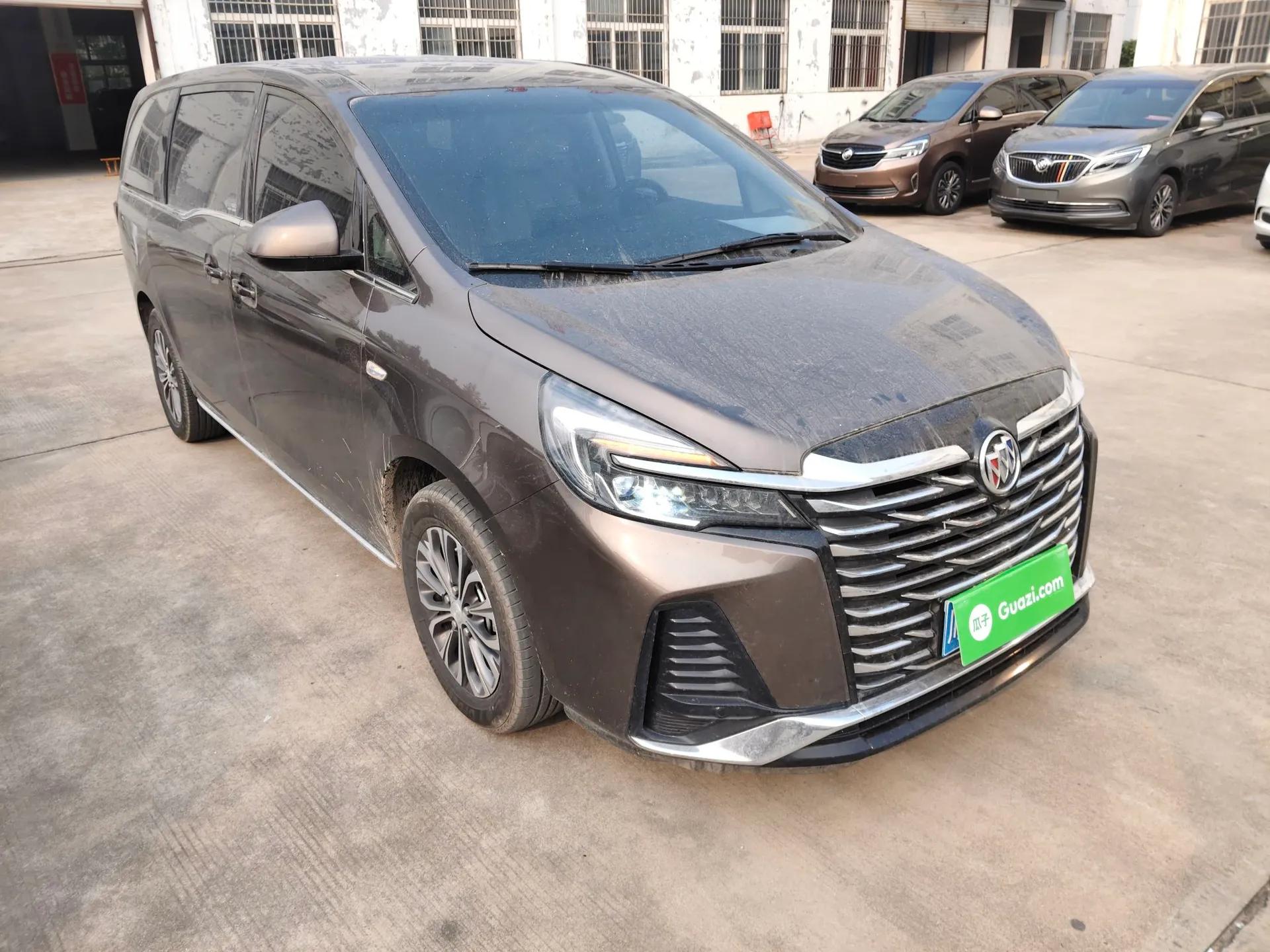 Buick GL8 2023 Land Executive Class Smart Enjoyment Model — миниатюра 3