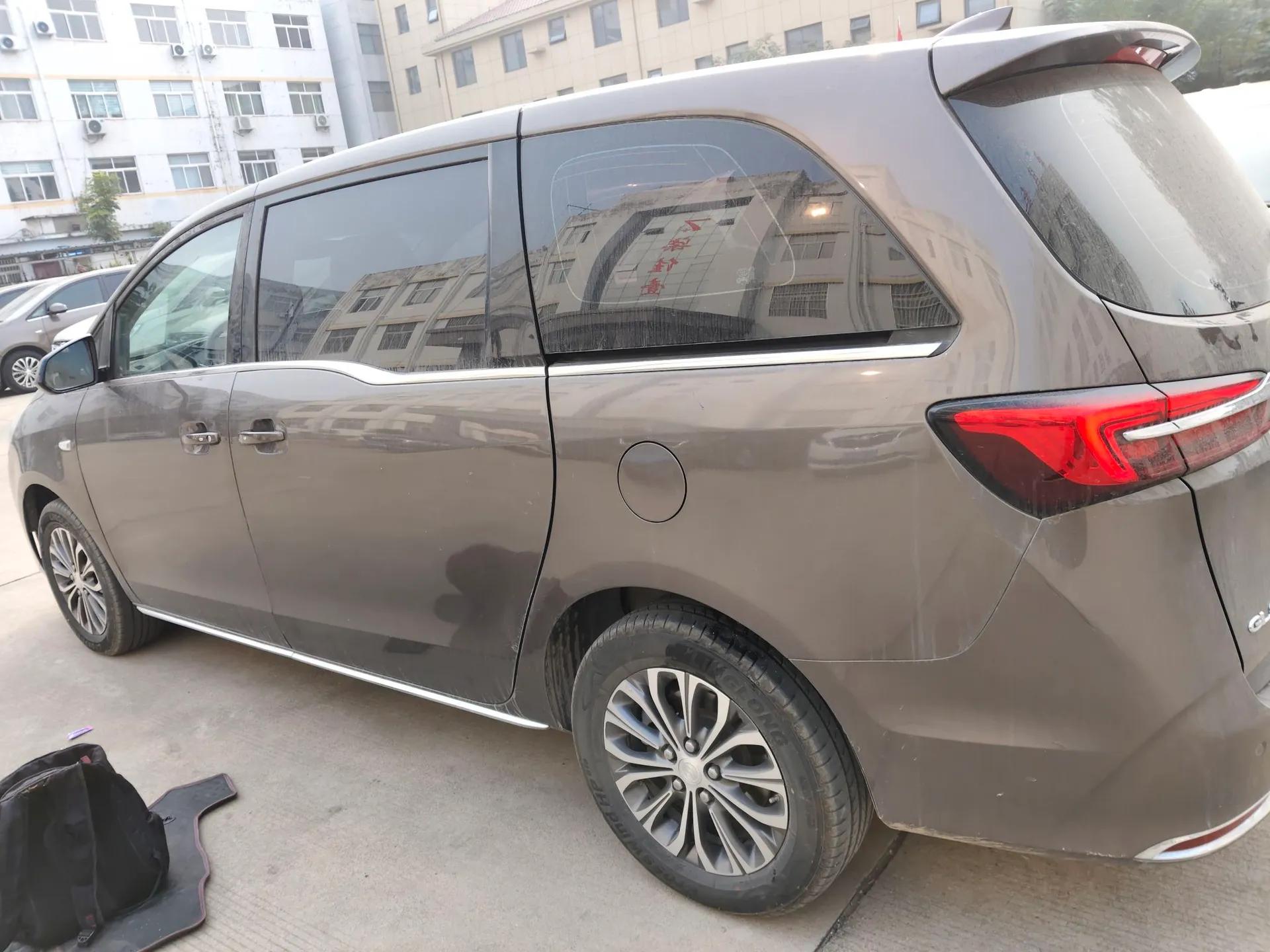 Buick GL8 2023 Land Executive Class Smart Enjoyment Model — миниатюра 4