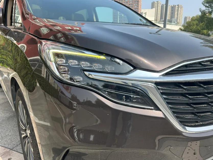 Buick GL8 2020 ES Land Cruiser 653T Flagship Model — миниатюра 14