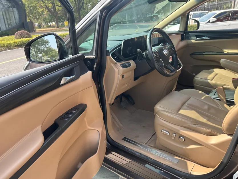 Buick GL8 2020 ES Land Cruiser 653T Flagship Model — миниатюра 34