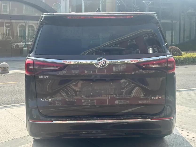 Buick GL8 2020 ES Land Cruiser 653T Flagship Model — миниатюра 6
