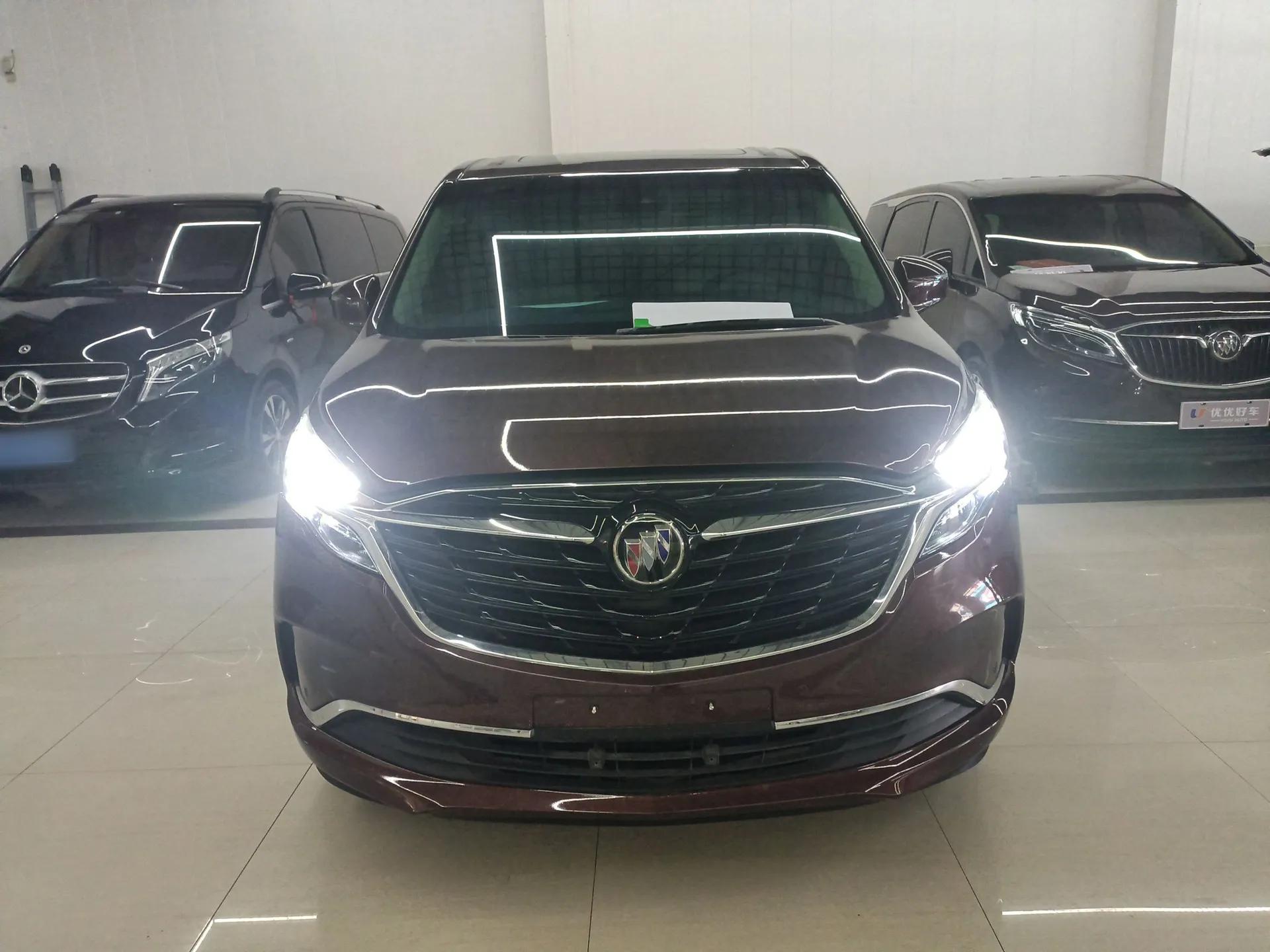 Buick GL8 2022 ES Landtrek 653T Luxury Edition — миниатюра 2