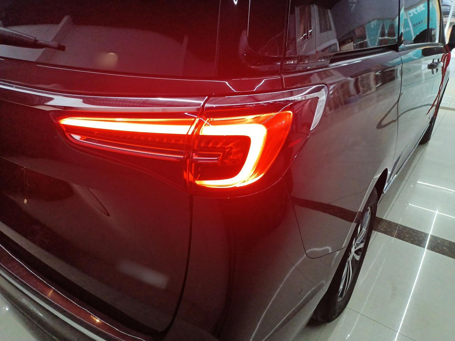 Buick GL8 2022 ES Landtrek 653T Luxury Edition — миниатюра 7