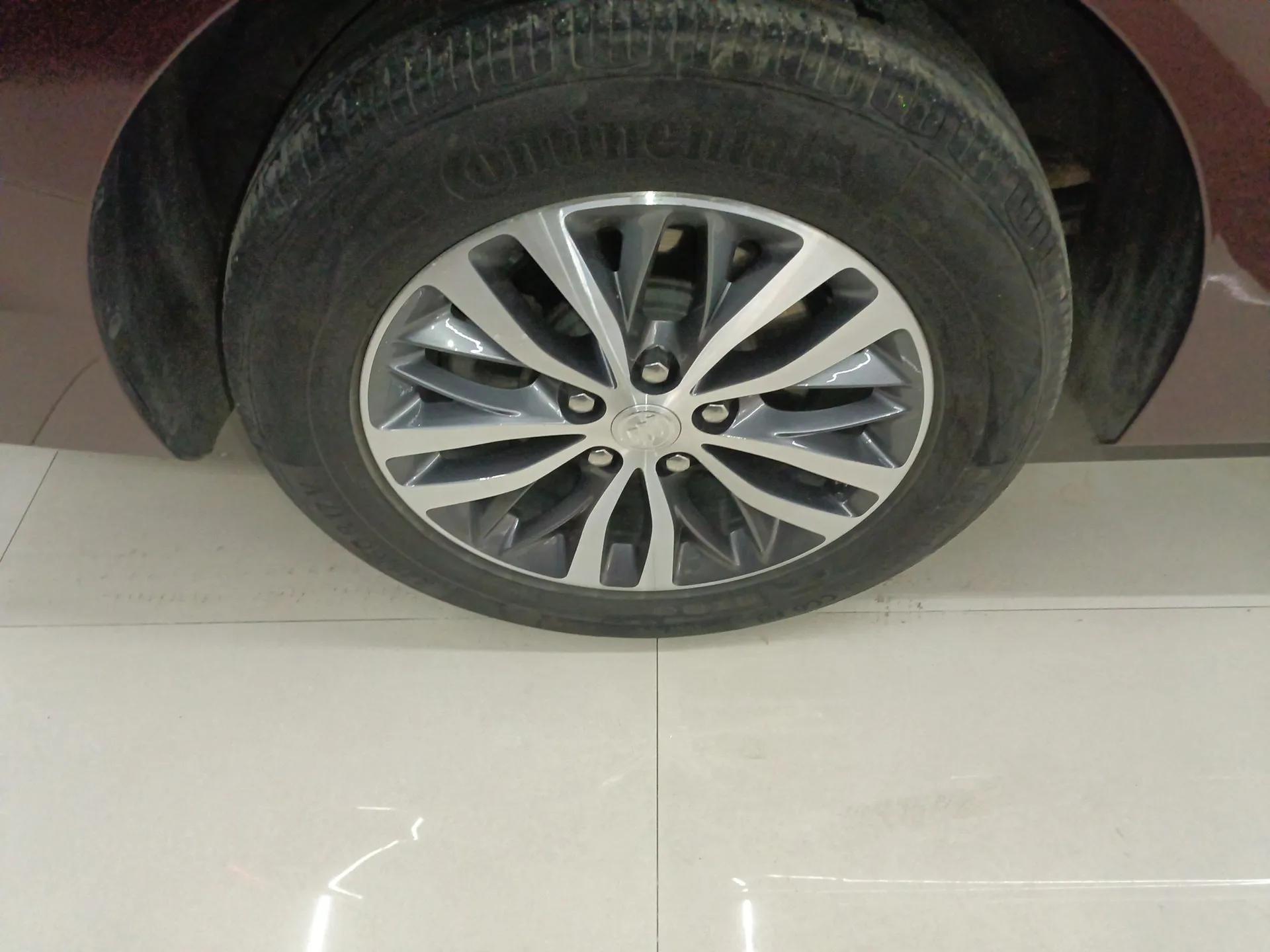 Buick GL8 2022 ES Landtrek 653T Luxury Edition — миниатюра 10