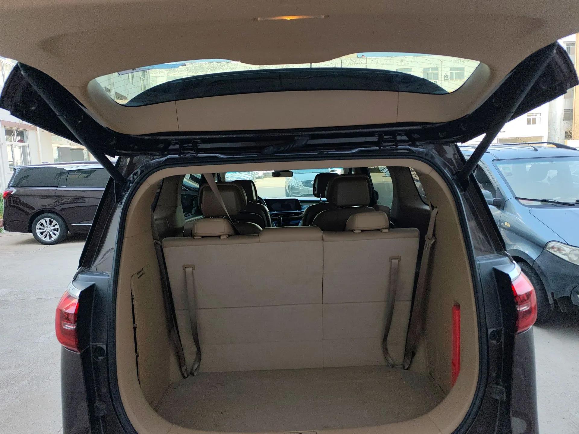 Buick GL8 2021 ES Landtrek 653T Luxury Model — миниатюра 22