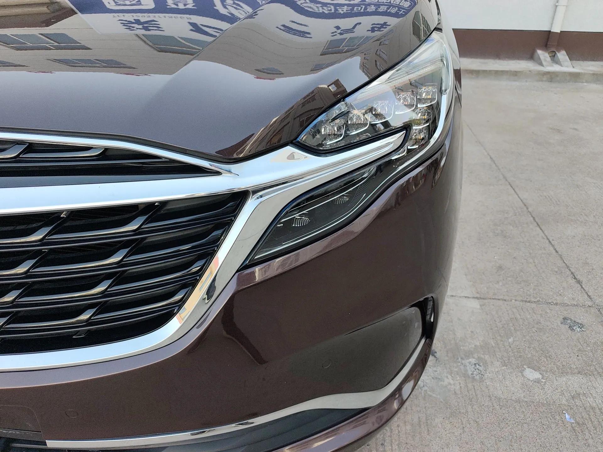 Buick GL8 2021 ES Landtrek 653T Luxury Model — миниатюра 9