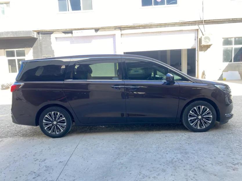 Buick GL8 2020 ES Land Cruiser 653T Luxury Model — миниатюра 4