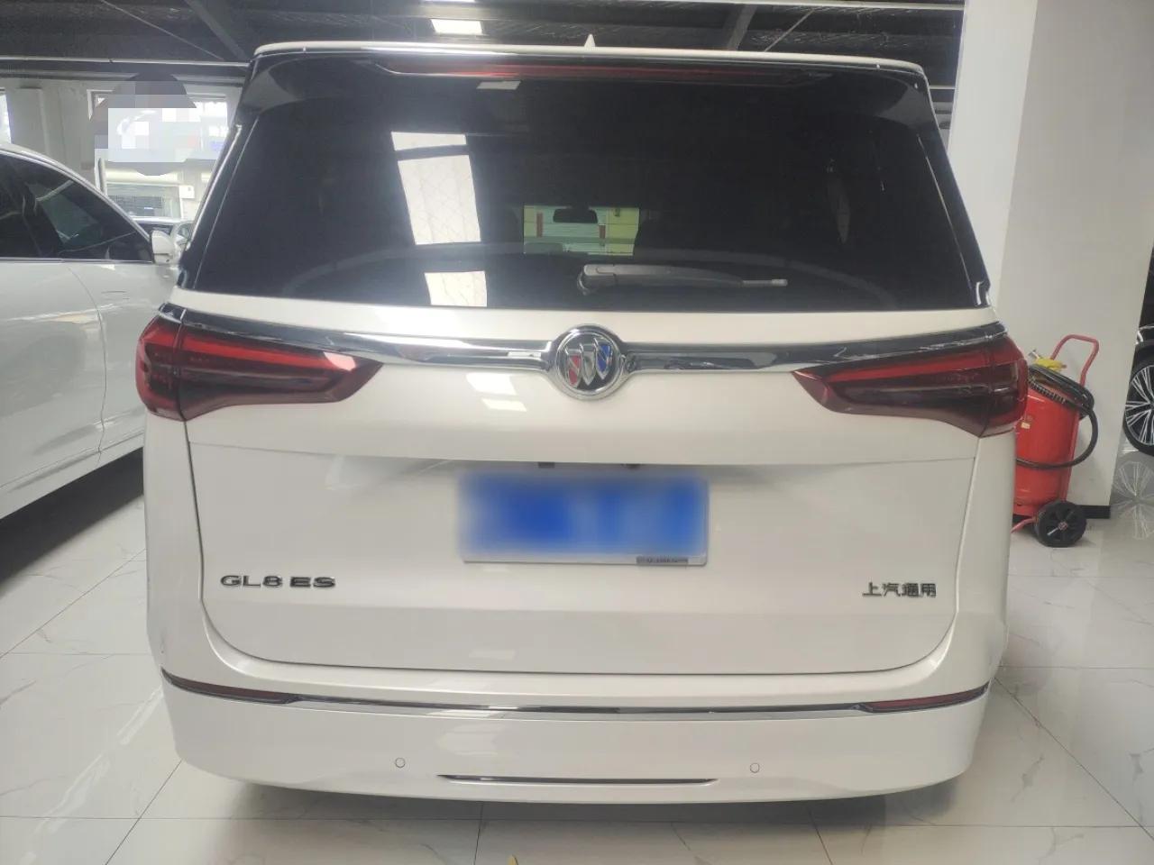 Buick GL8 2023 ES Lu Zun Comfort Model — миниатюра 5