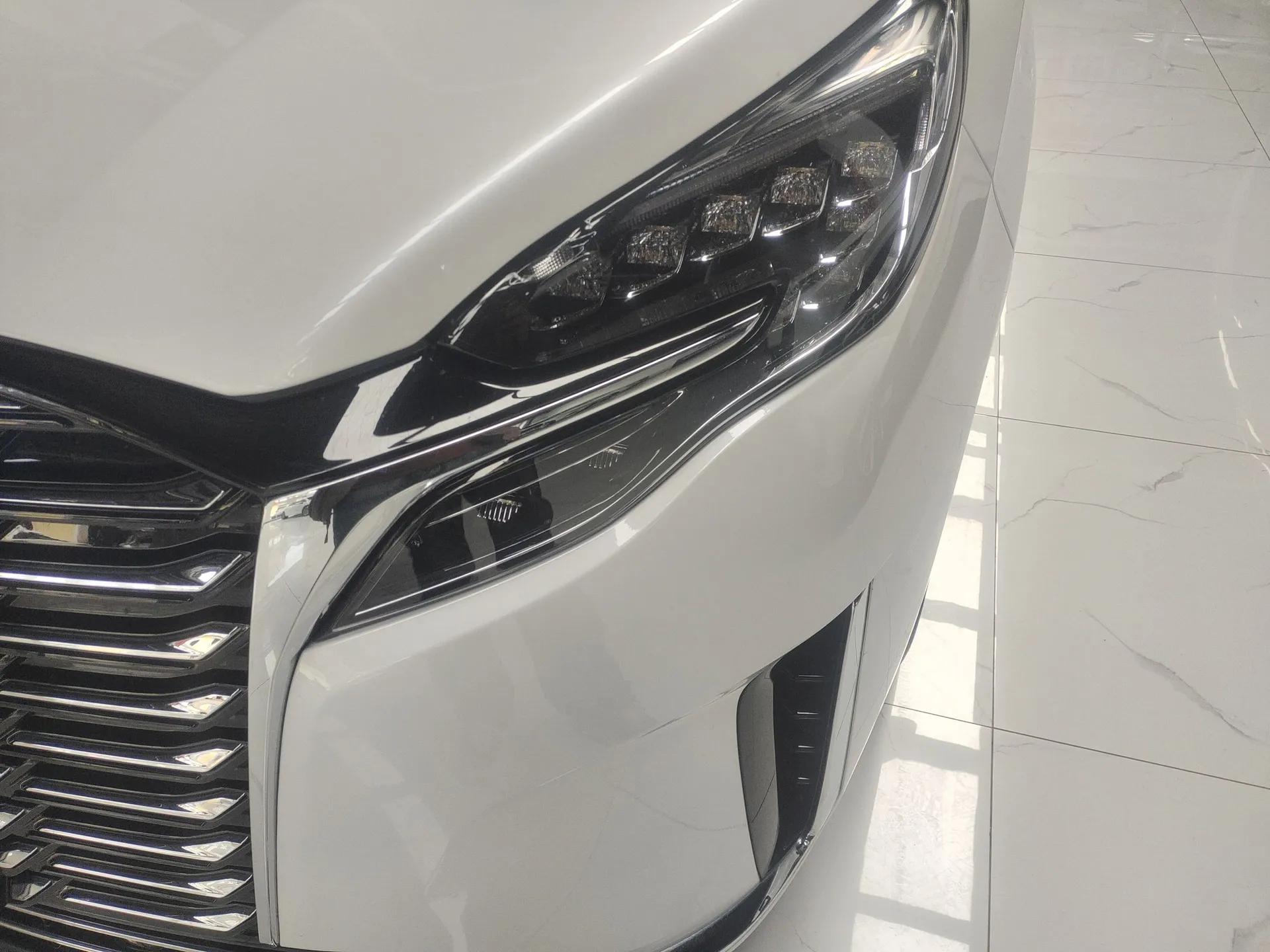 Buick GL8 2023 ES Lu Zun Comfort Model — миниатюра 9