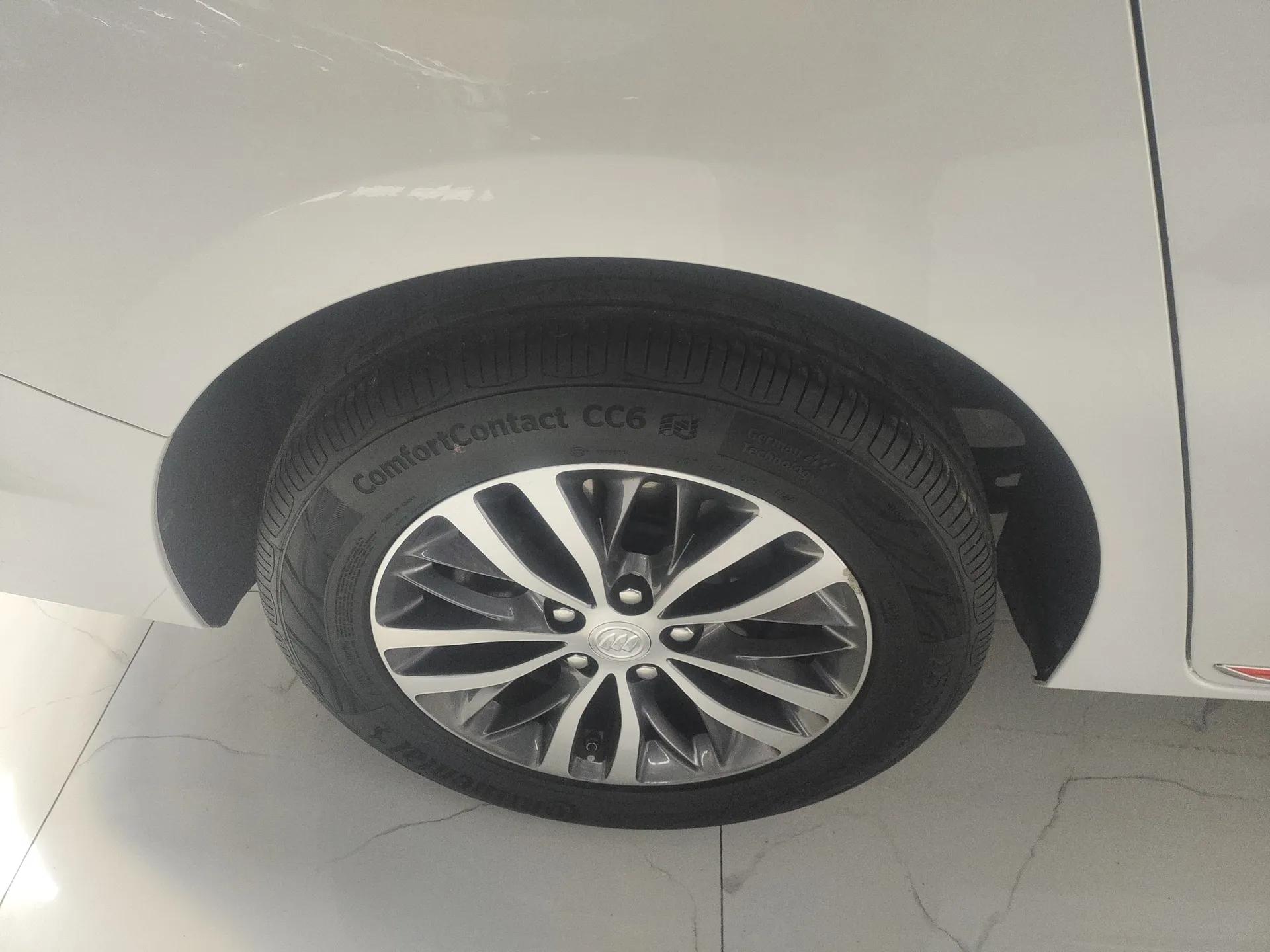 Buick GL8 2023 ES Lu Zun Comfort Model — миниатюра 10