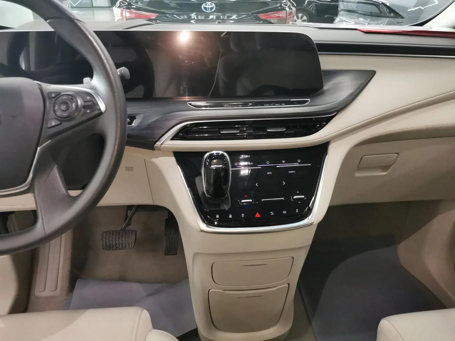 Buick GL8 2023 ES Lu Zun Comfort Model — миниатюра 15