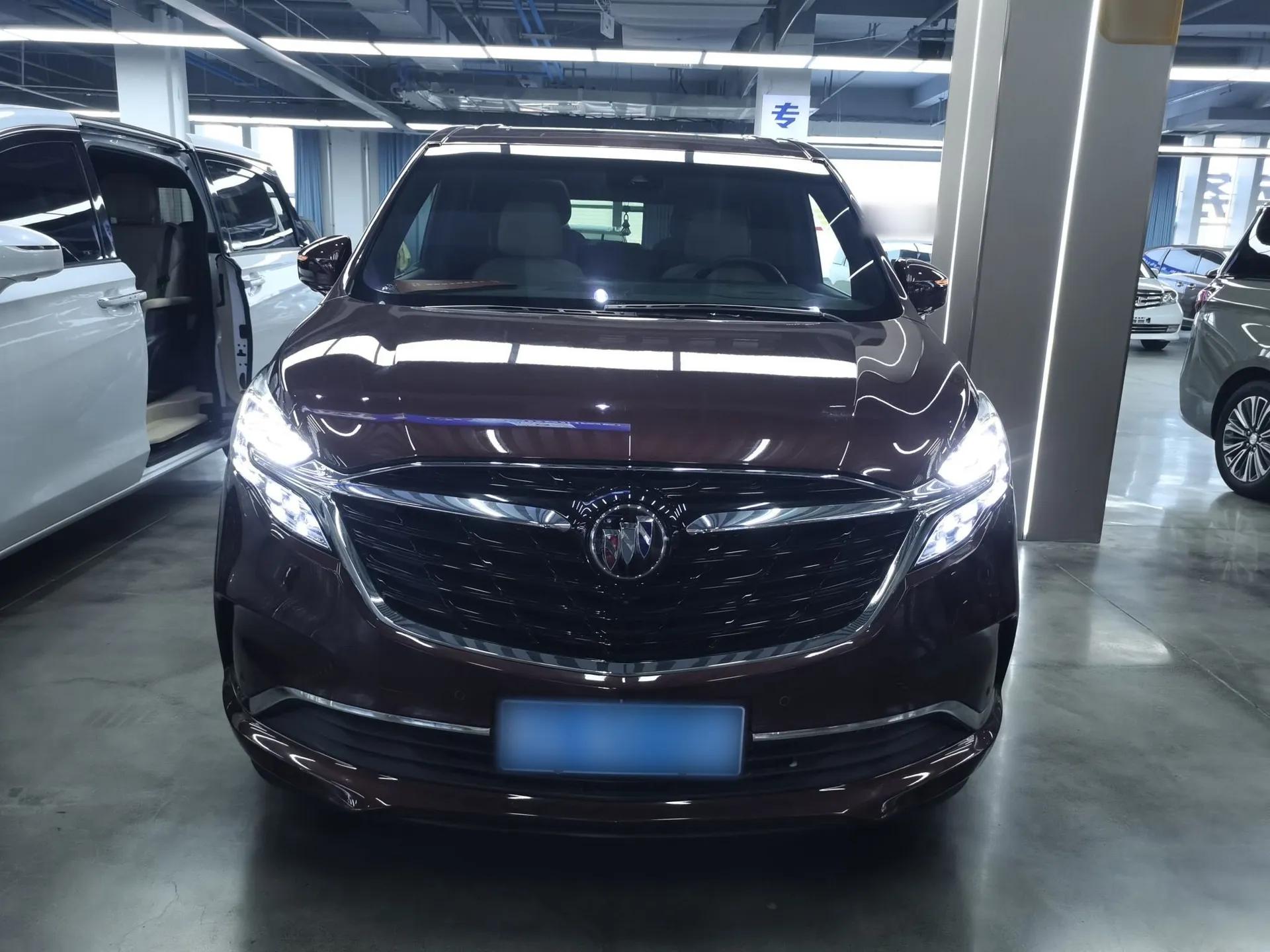 Buick GL8 2022 ES Landtrek 653T Flagship Model — миниатюра 2