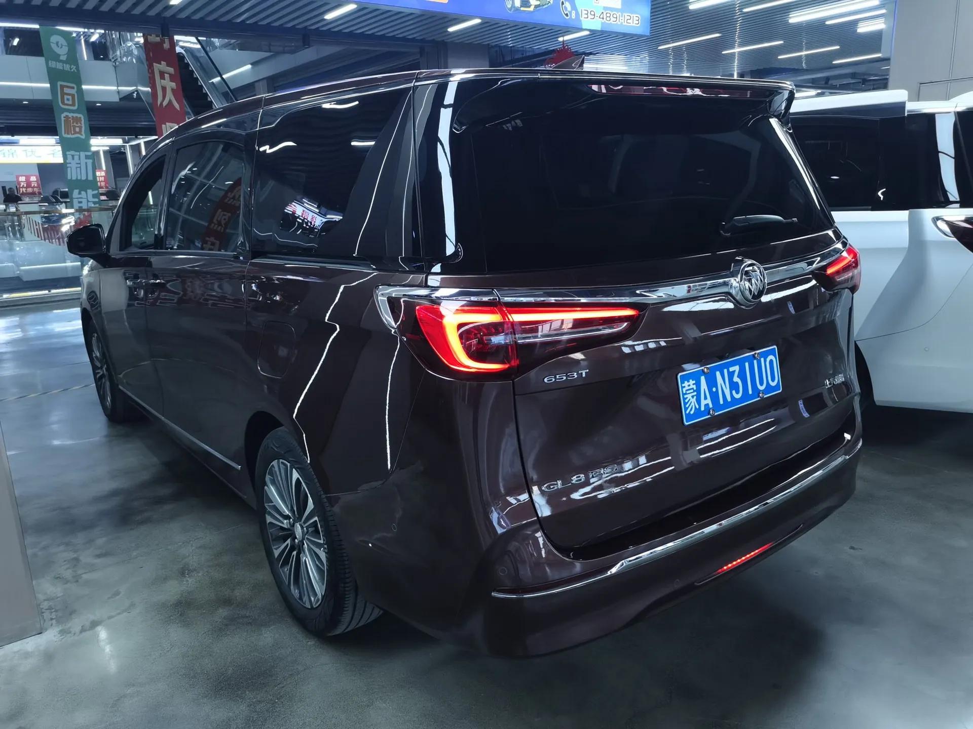 Buick GL8 2022 ES Landtrek 653T Flagship Model — миниатюра 4