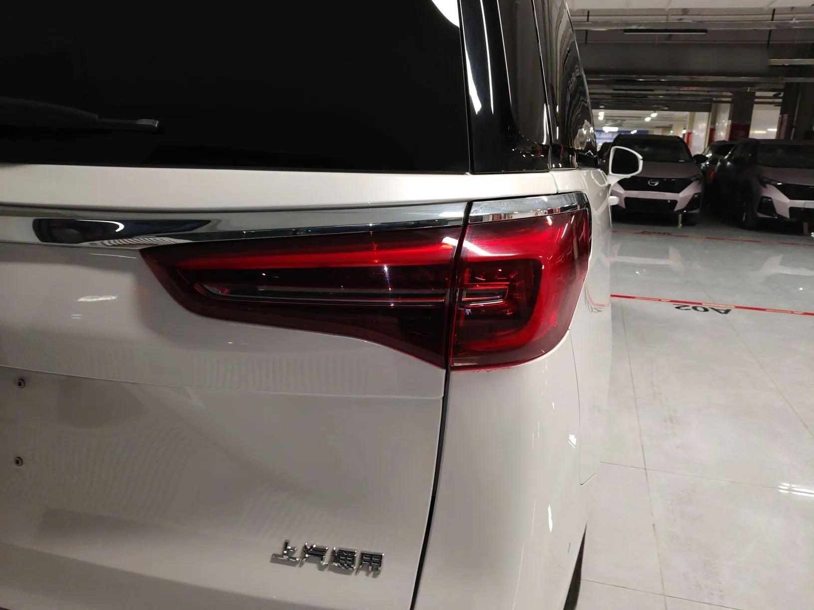 Buick GL8 2023 ES Lu Zun Deluxe and Yue Edition — миниатюра 7