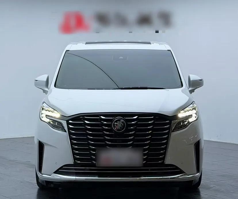 Buick GL8 2023 ES Lu Zun Deluxe Model — миниатюра 7