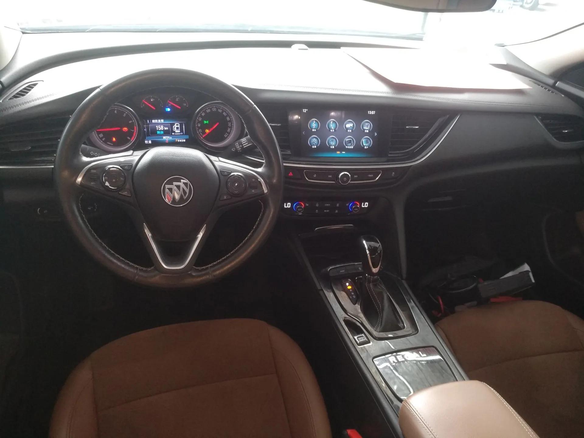 Buick Regal 2017 20T Elite Edition — миниатюра 12