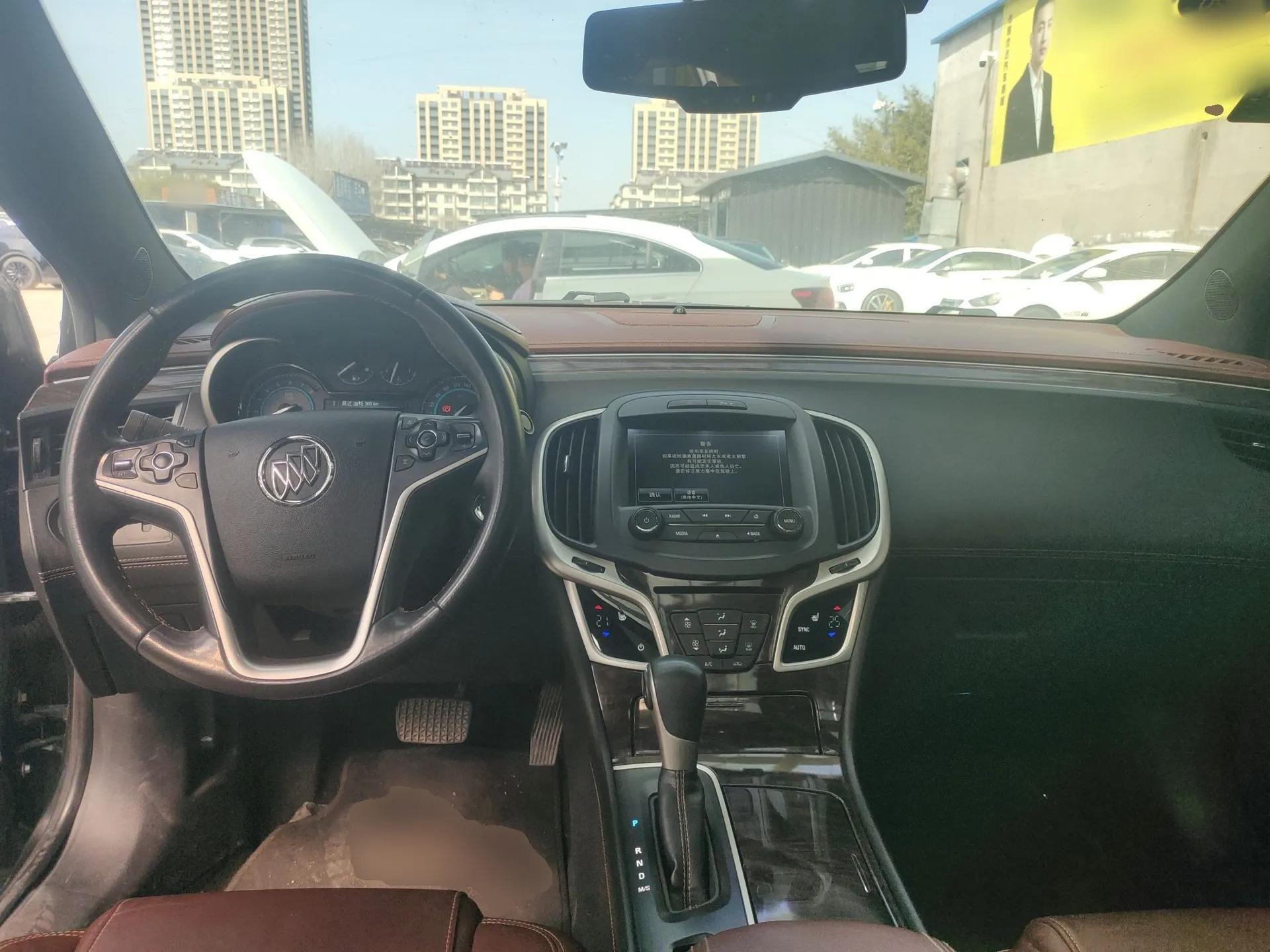 Buick LaCrosse 2014 2.0T SIDI Elite Tech Version — миниатюра 9