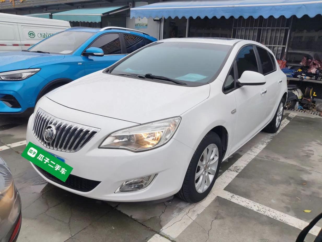 Buick GT 2014 XT 1.6L Automatic Fashion Edition — миниатюра 1