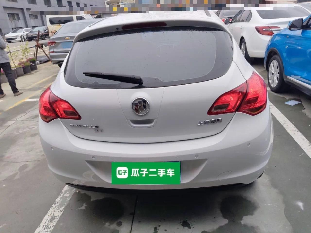 Buick GT 2014 XT 1.6L Automatic Fashion Edition — миниатюра 3