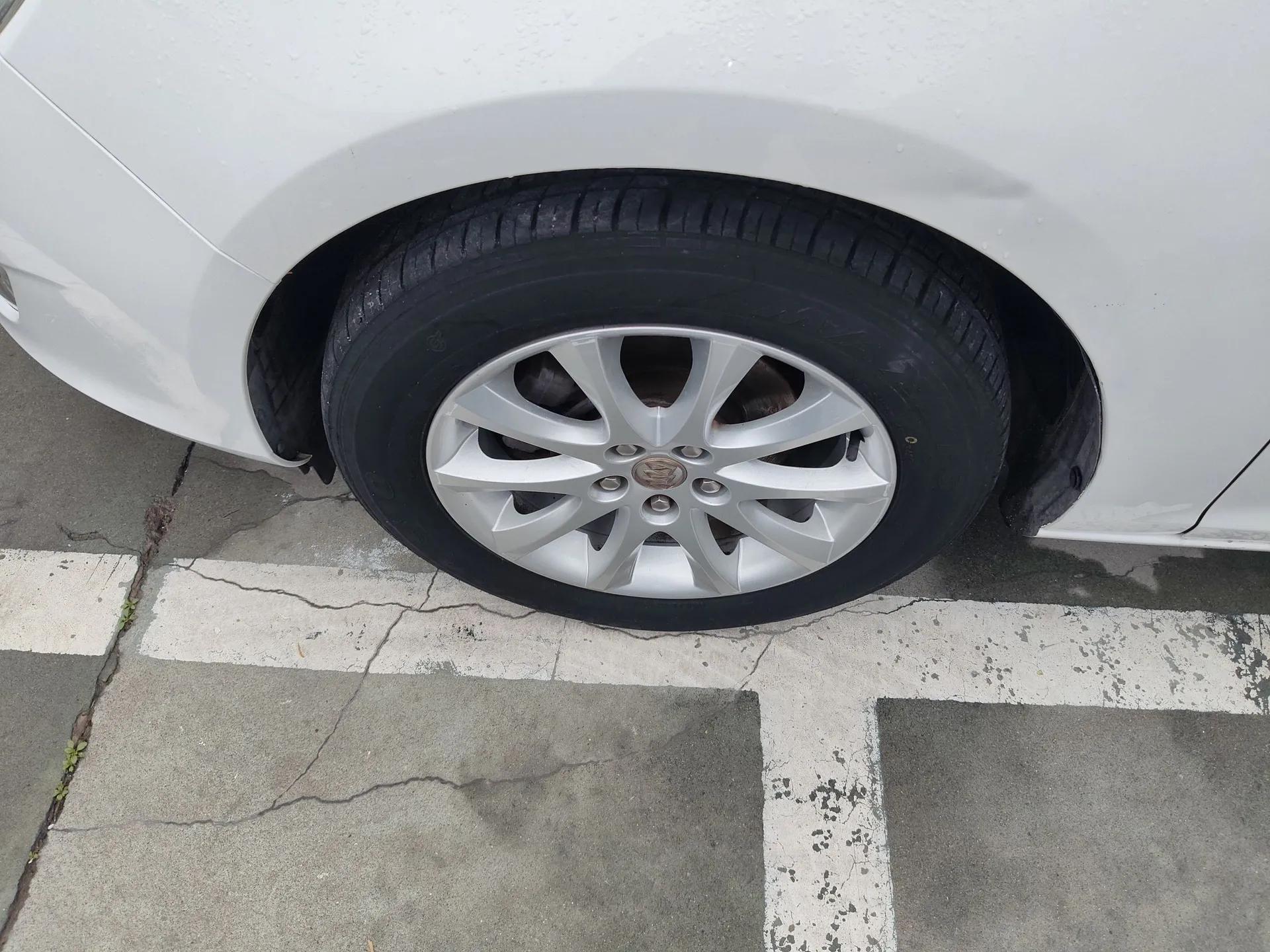 Buick GT 2014 XT 1.6L Automatic Fashion Edition — миниатюра 9