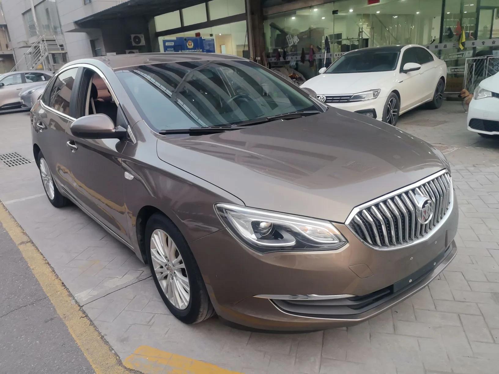 Buick GT 2016 15N Automatic Elite Edition — миниатюра 3